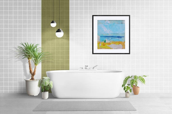 Collage 'Il mare è una linea' esposto nel bagno