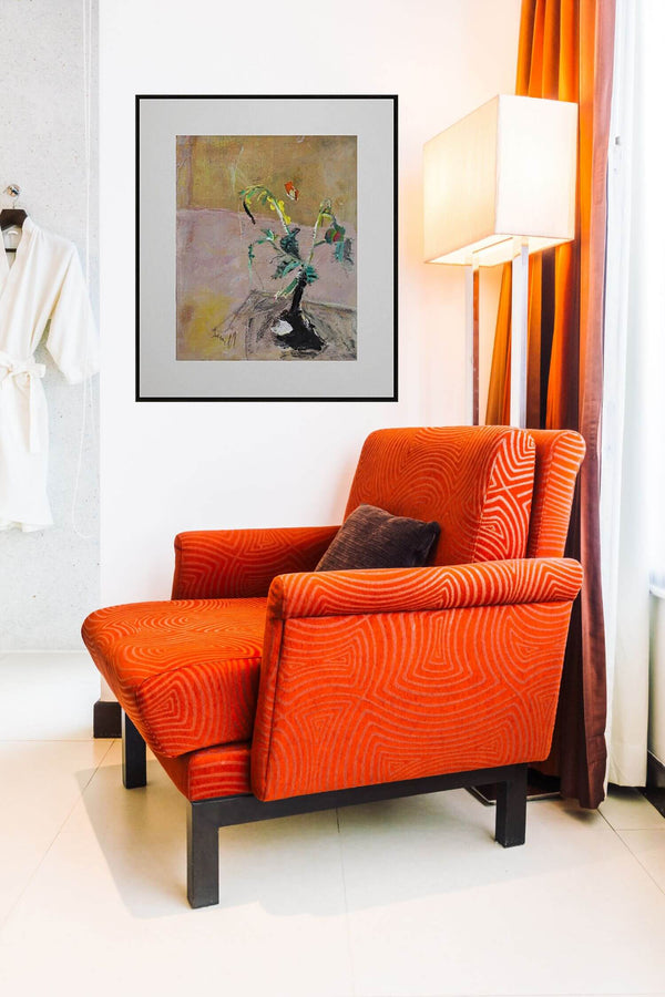 La ginestra - Un dipinto di un vaso con fiori colorati e foglie verdi su uno sfondo neutro.