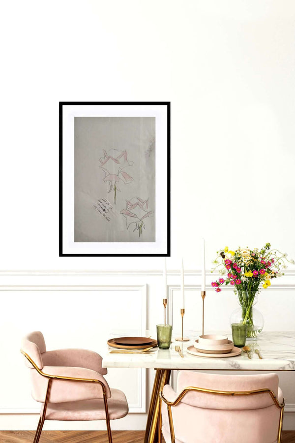 Rose aperte - Due rose stilizzate su un foglio di carta, in un disegno delicato.