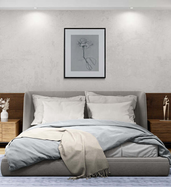 Solo una rosa - Rappresentazione a matita di una rosa, con linee morbide e dettagli accurati.