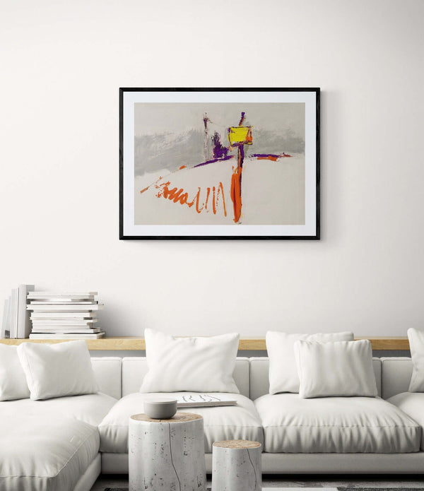 Un ritmo nel silenzio - Un'opera che rappresenta un cartello stradale giallo su un paesaggio invernale, con il cielo sullo sfondo