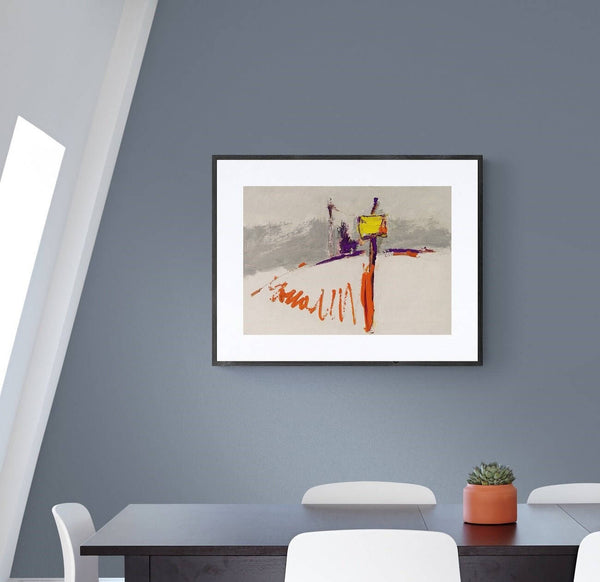 Un ritmo nel silenzio - Un dipinto di un cartello giallo su un palo arrancione, che si staglia contro il cielo grigio.