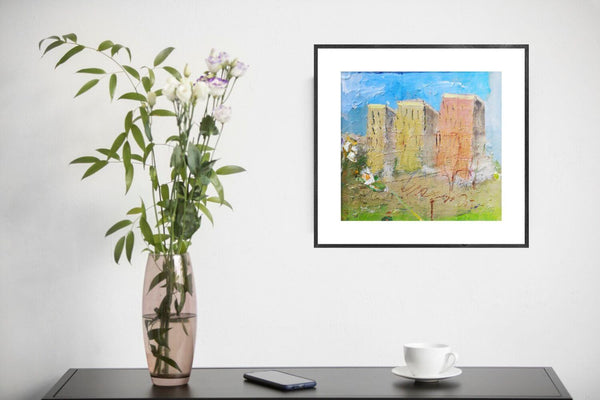 Vicino al cielo - Dipinto di una città con vari edifici che si stagliano contro il cielo.