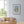 A colori - Dipinto esposto in soggiorno moderno per mostrare l'effetto decorativo